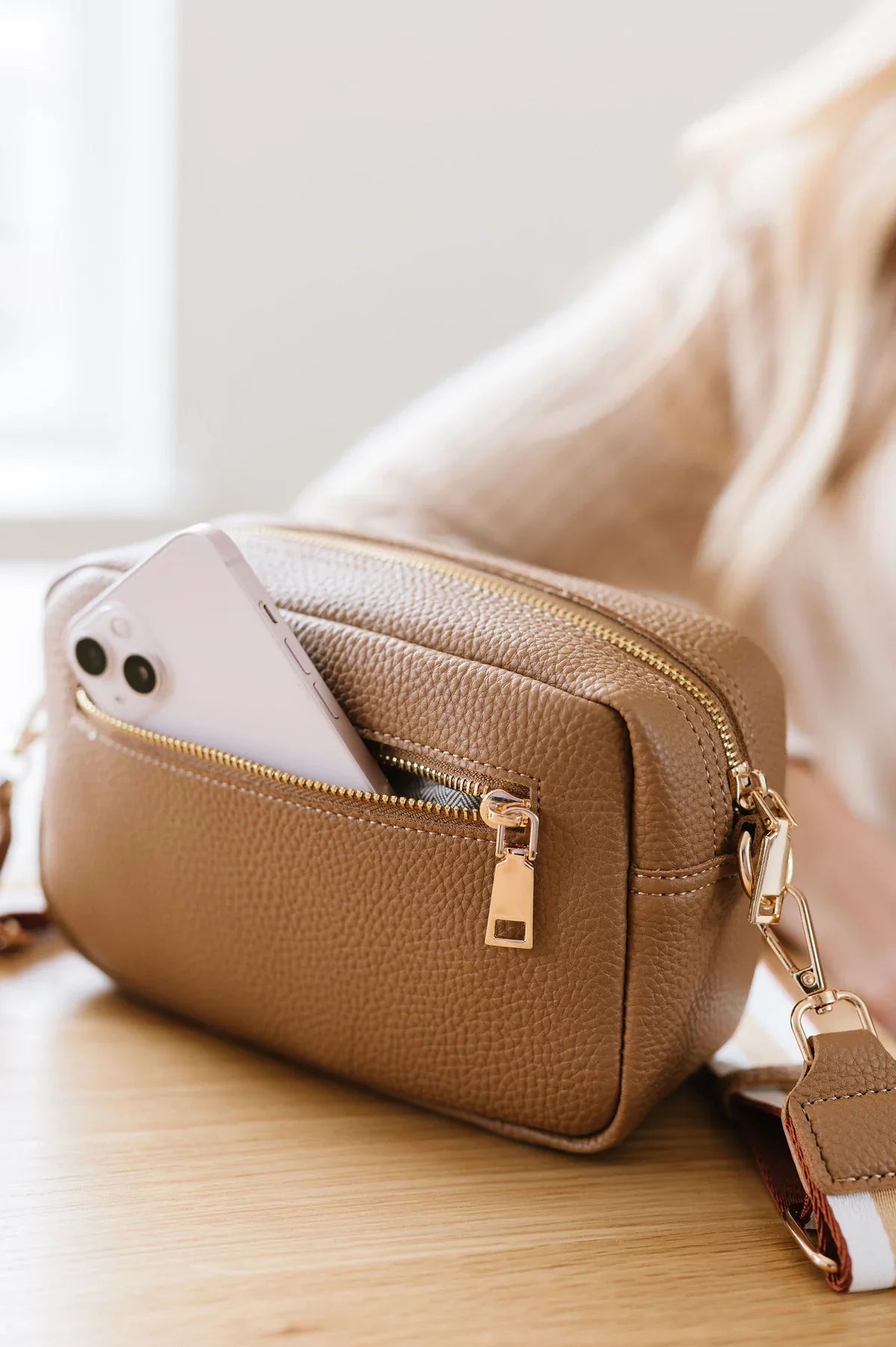 PREORDER: Willow Convertible Crossbody in Eight Colors