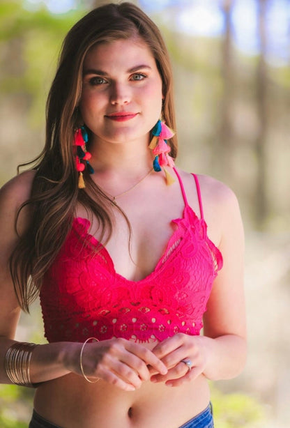 Ella Lace Scalloped Bralette in Hot Pink